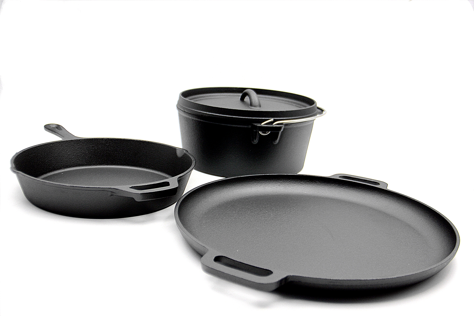 Черный прочный набор посуды из чугуна для кемпинга на открытом воздухе
