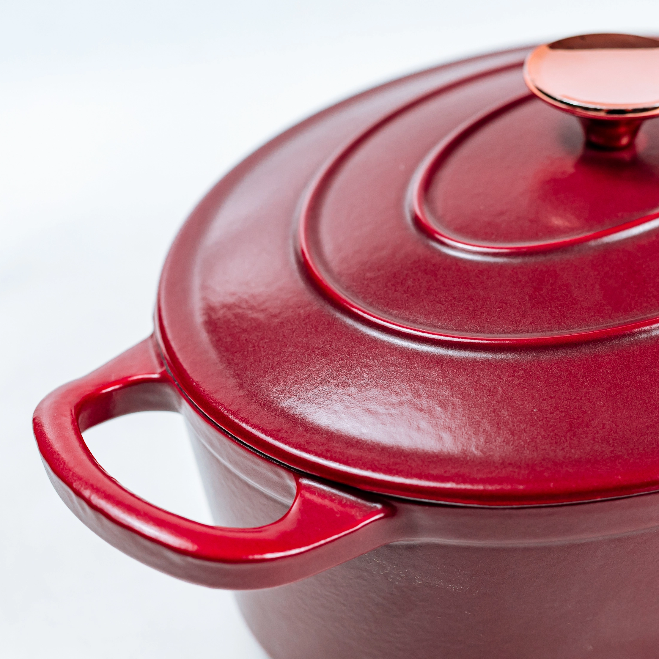 Красная эмалированная овальная печь для выпечки 4,5 кварт чугунной кокотницы